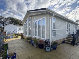 Rear- click for photo gallery